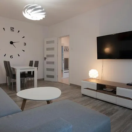 公寓 Manhatan 4 乌斯特龙